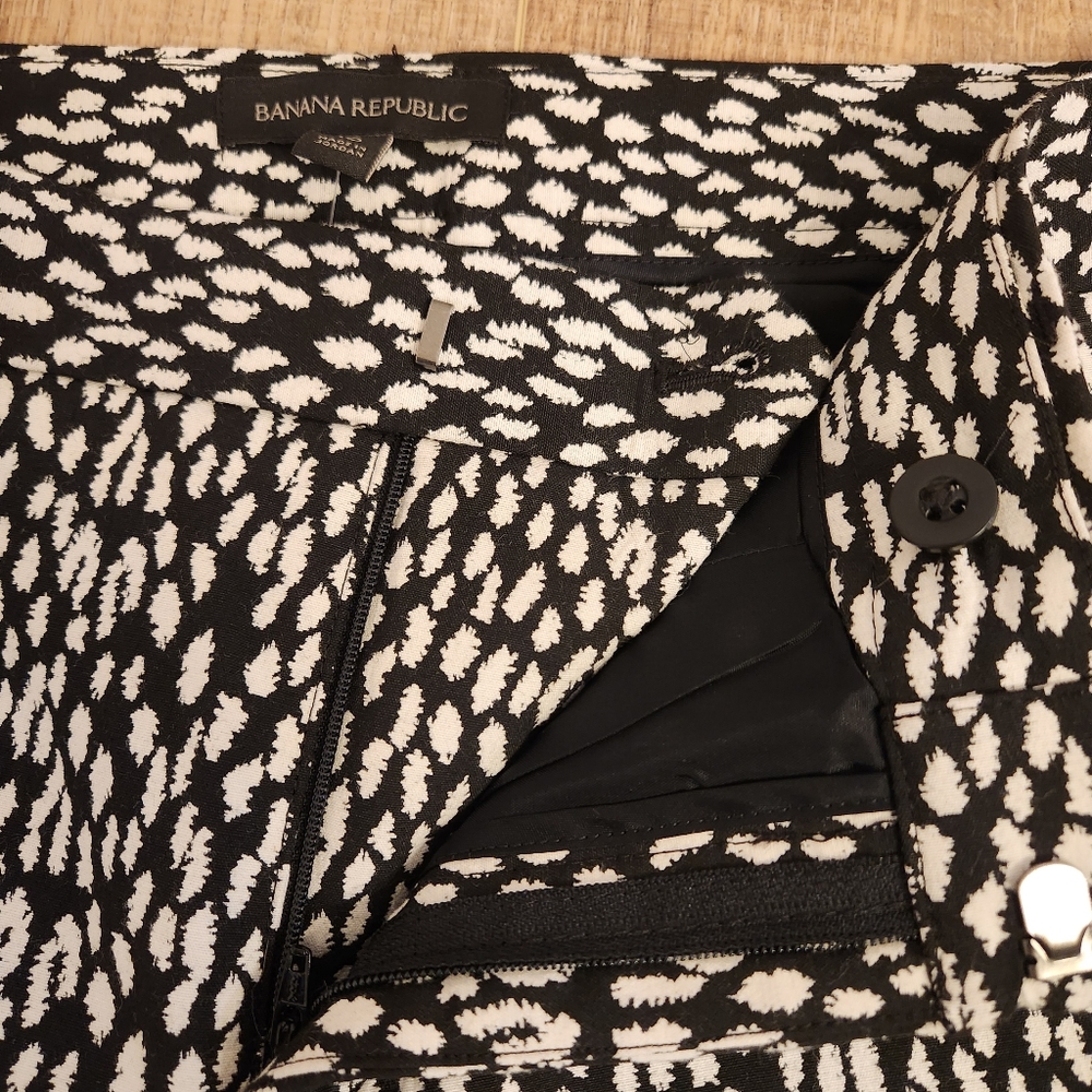 NWT Banana Republic Women's 10 Black & White Slim Dot Print Dress Pants Classic - Picture 3 of 11